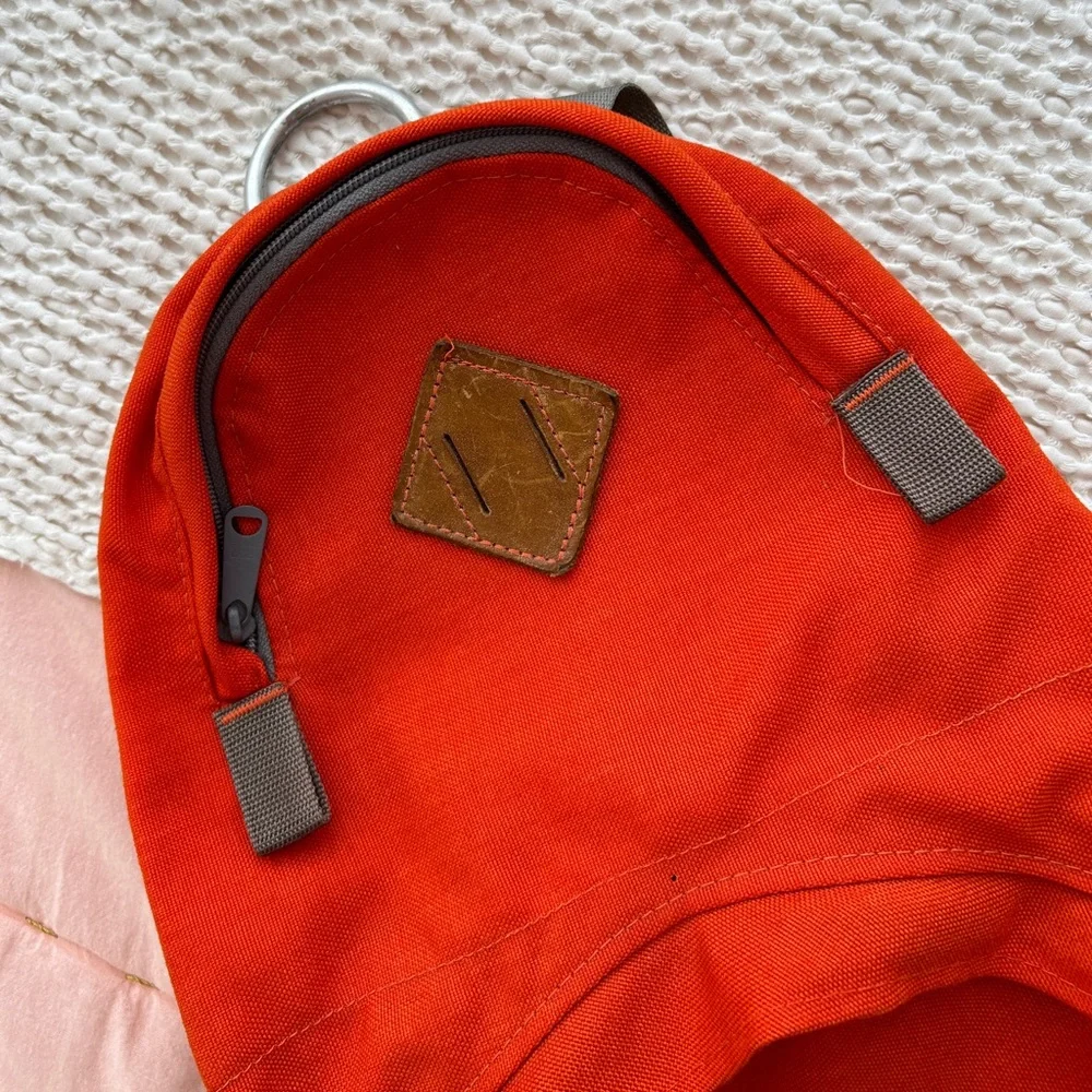 Rare Made in USA 70s Vtg Sierra Designs Teardrop Leather Bottom Backpack Orange